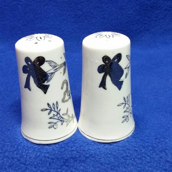 25th Silver Anniversary Salt & Pepper Shakers White & Silver Pre-Owned No Box - Picture 4 of 10
